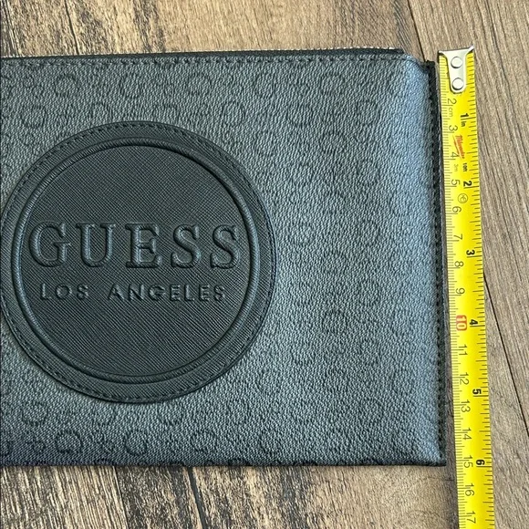 GUESS Charcoal Embossed woman’s Wristlet wallet - Picture 6 of 6